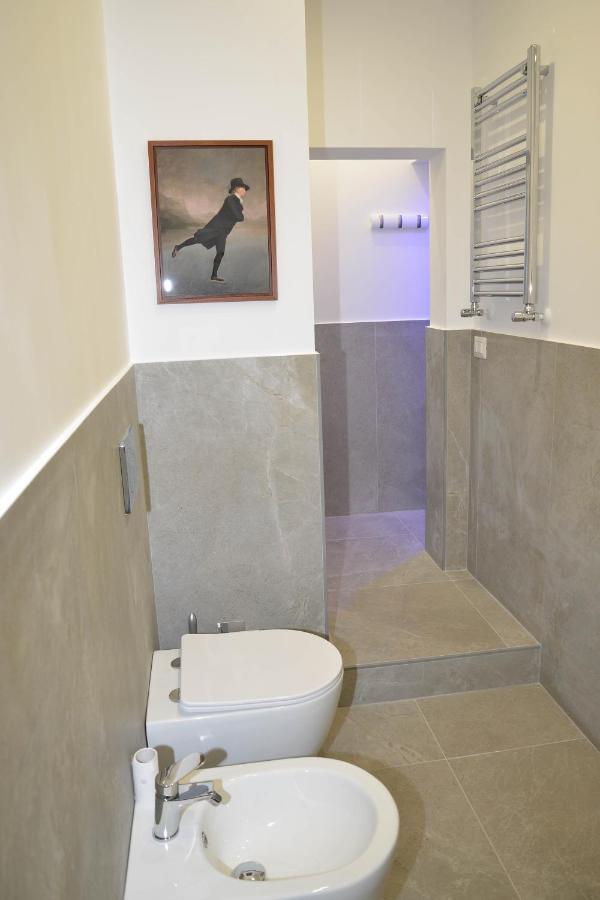 Fidia Palace Claudia'S Apartment Colosseo Рим Экстерьер фото